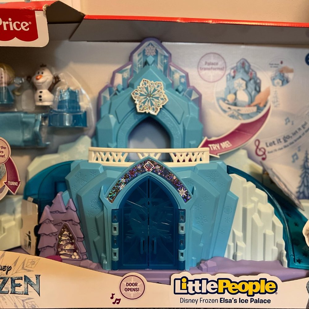 Little People Disney Frozen Elsa's Ice Palace with Lights & Sounds
